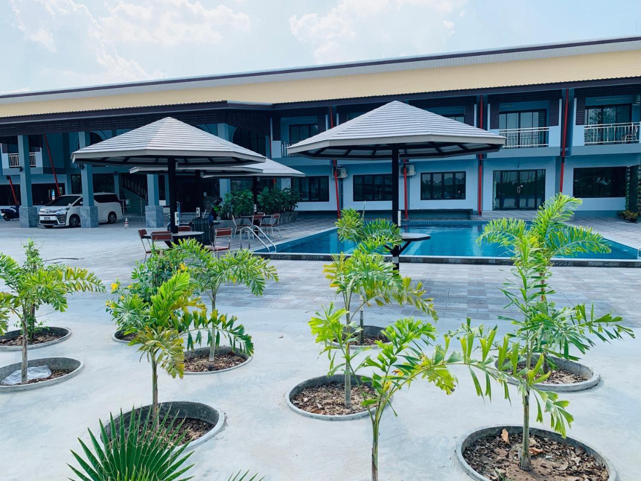 โรงแรมมาลินี Surin Eksteriør bilde